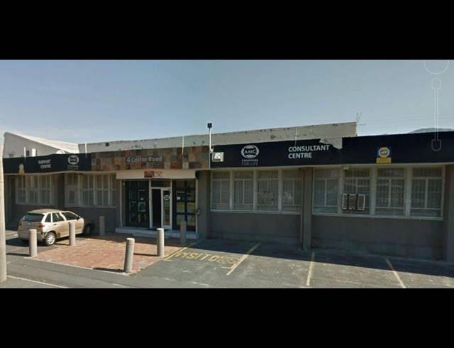 3,500M² WAREHOUSE FOR SALE IN LANSDOWNE